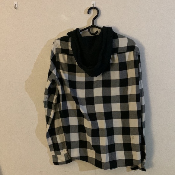 B&W checkered flannel - Picture 2 of 3